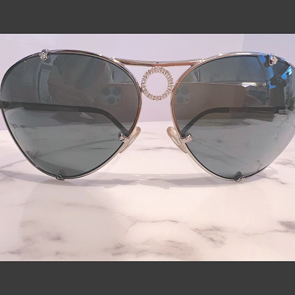 Authentic VALENTINO aviator sunglasses with sparkle ring